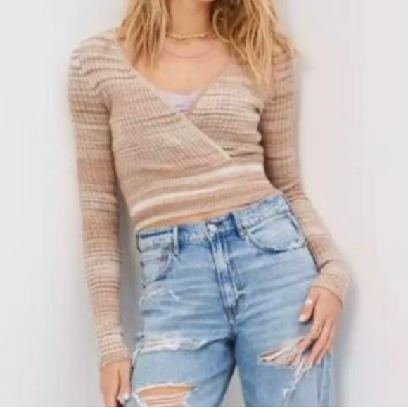 American Eagle Wrap Knit Sweater - Picture 11 of 11